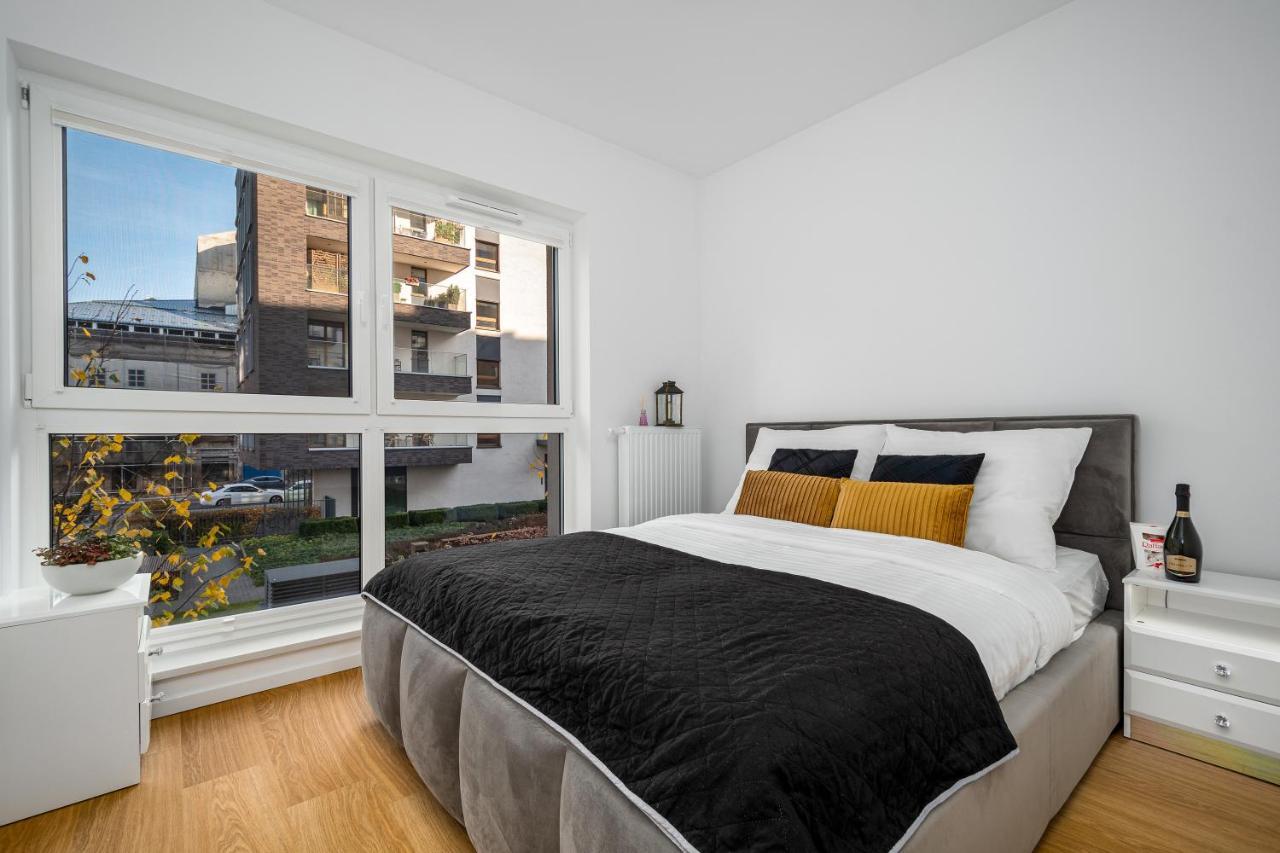 Your Apartments Okrzei 12 ワルシャワ エクステリア 写真